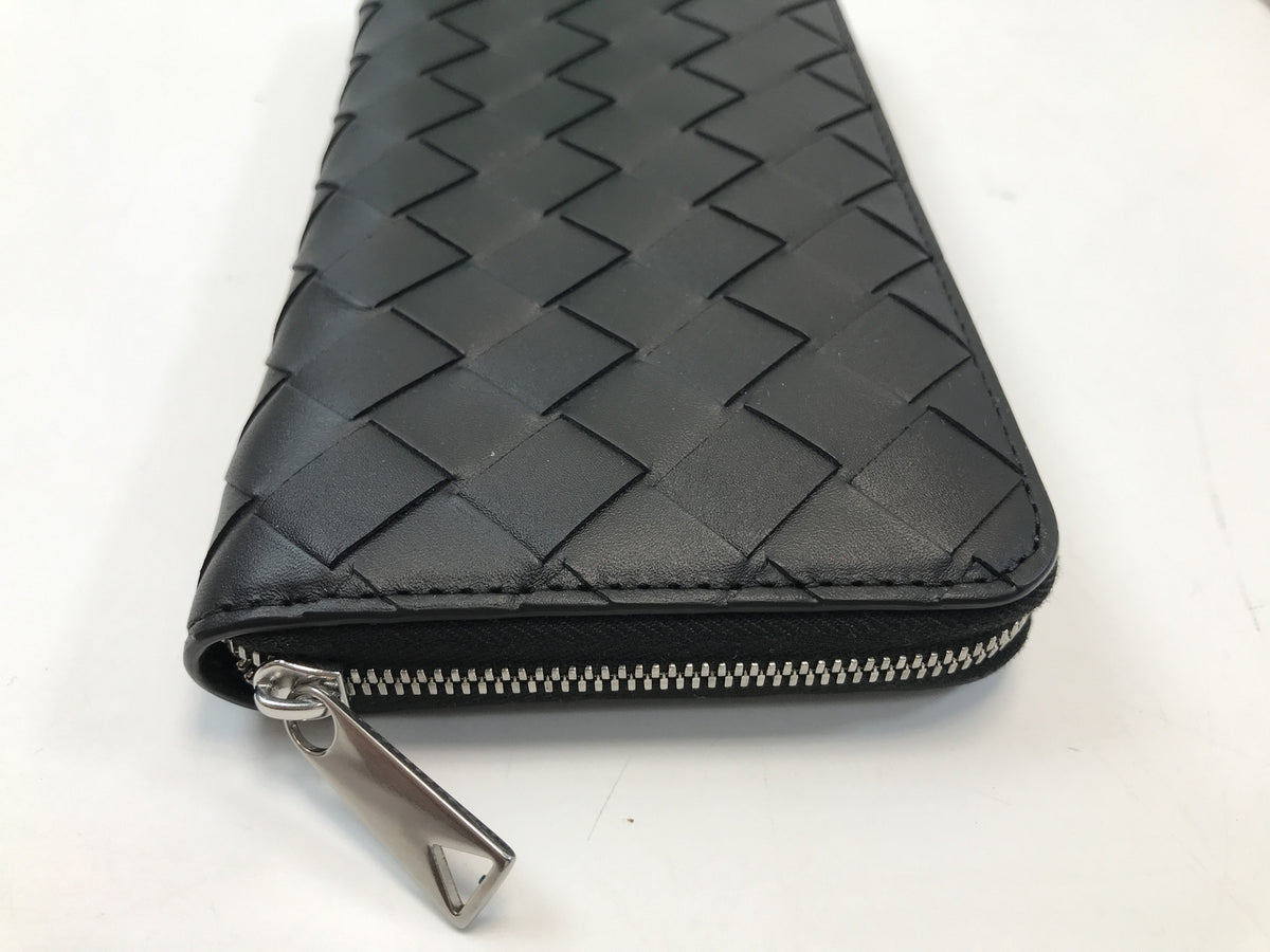 BOTTEGA VENETA イントレチャート ジップアラウンドウォレット ブラック