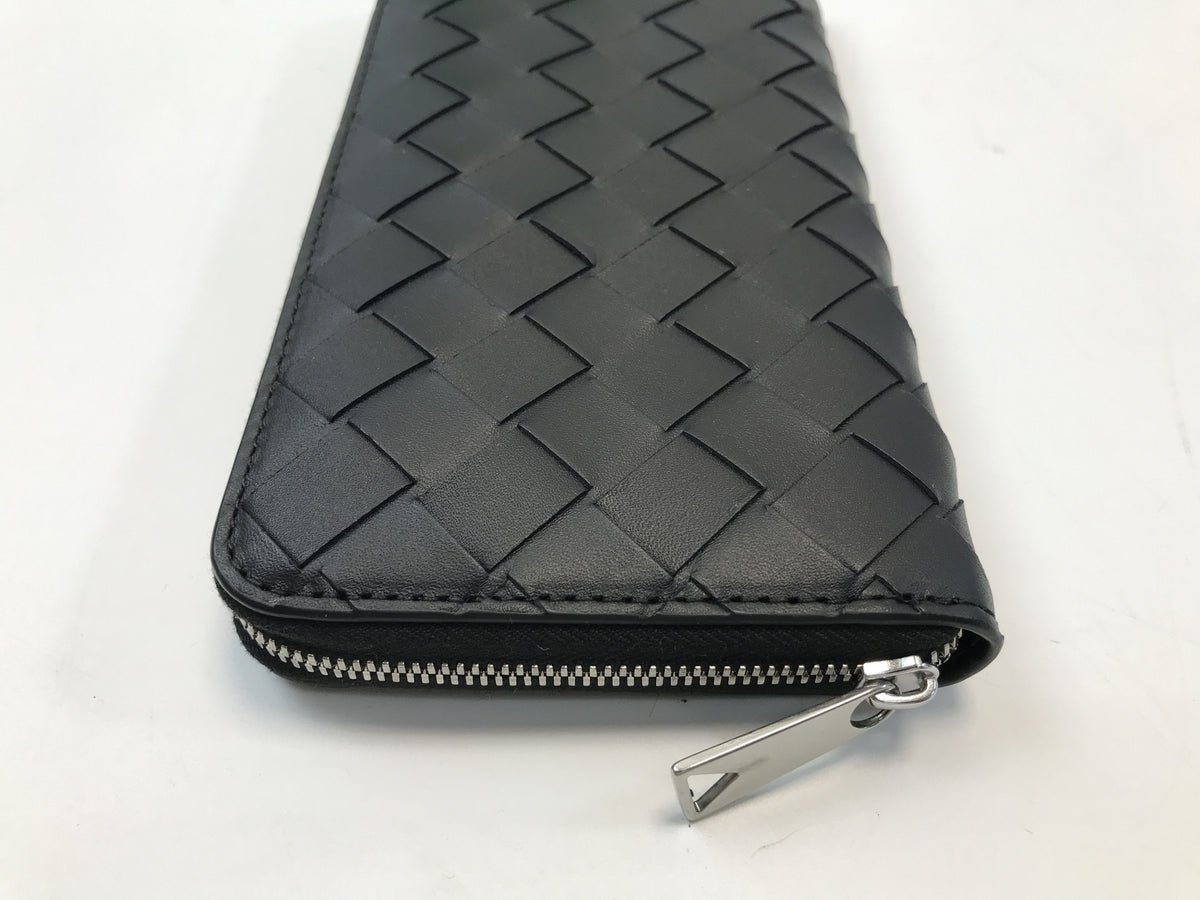 BOTTEGA VENETA イントレチャート ジップアラウンドウォレット ブラック