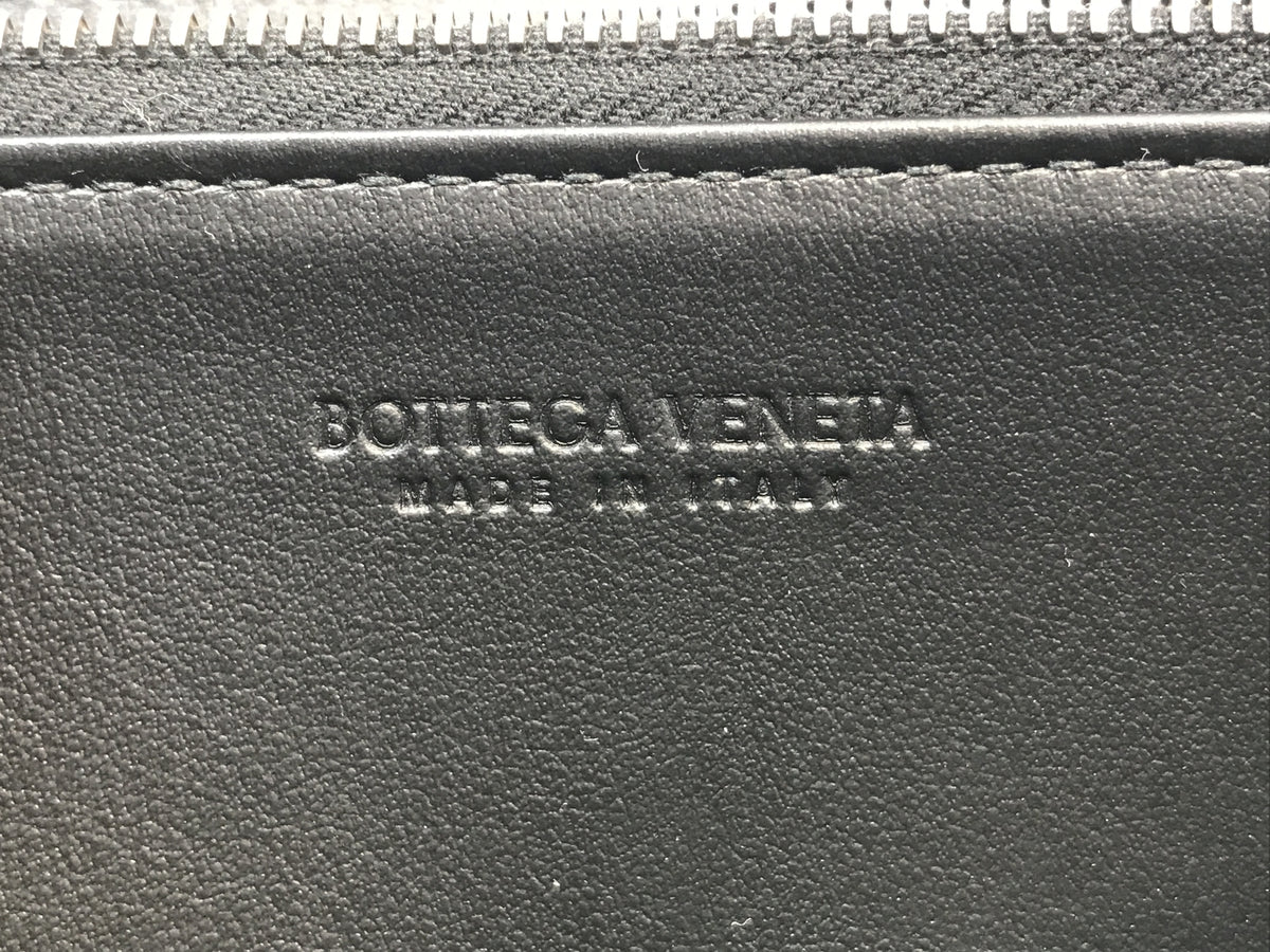 BOTTEGA VENETA イントレチャート ジップアラウンドウォレット ブラック