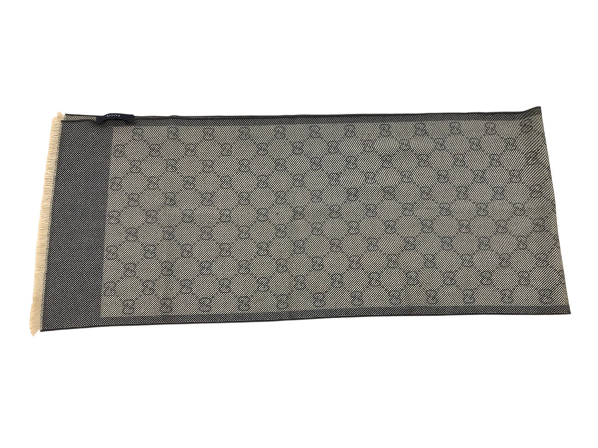 GUCCI マフラー