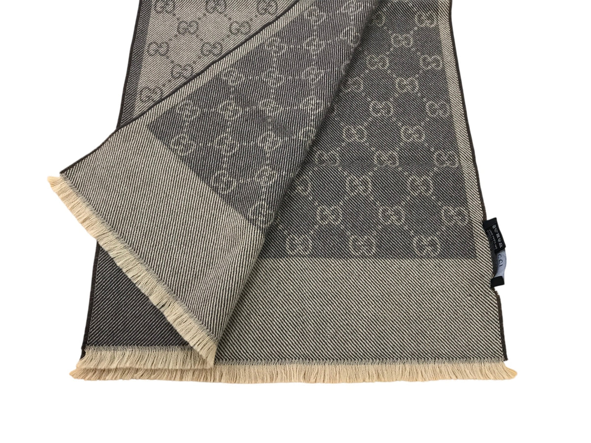 GUCCI マフラー