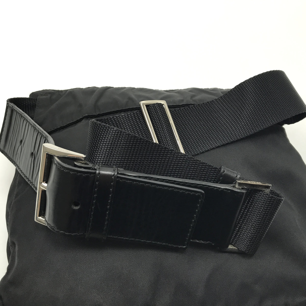 PRADA ボディバッグ ナイロン トライアングルロゴ