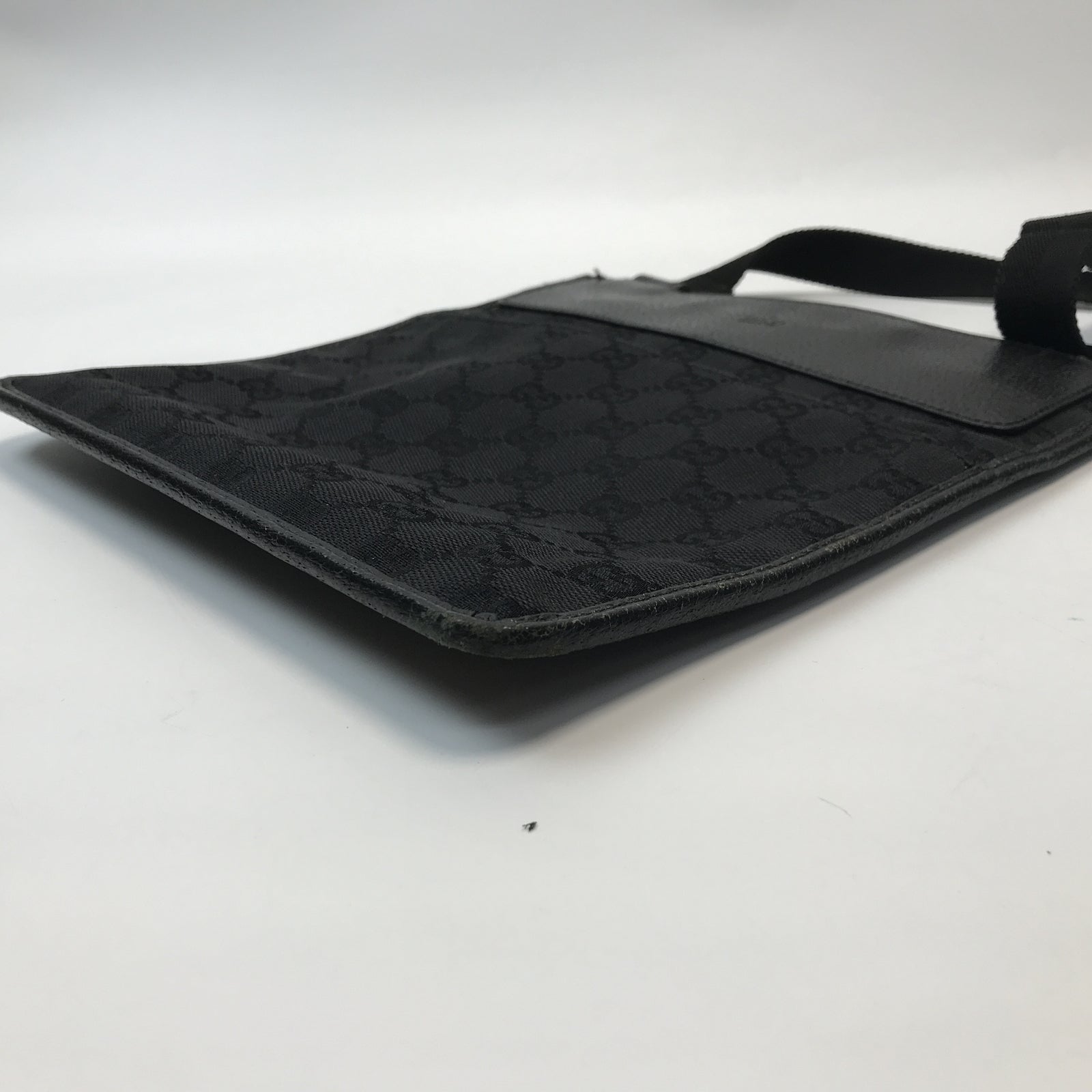 GUCCI GGキャンバス ショルダーバッグ 27639 27639