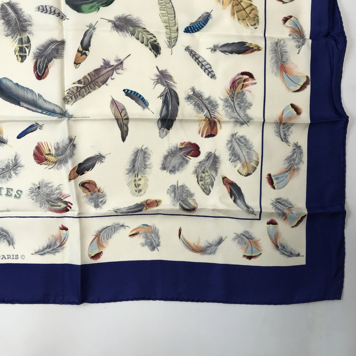 HERMES カレ90 PLUMES 羽根柄