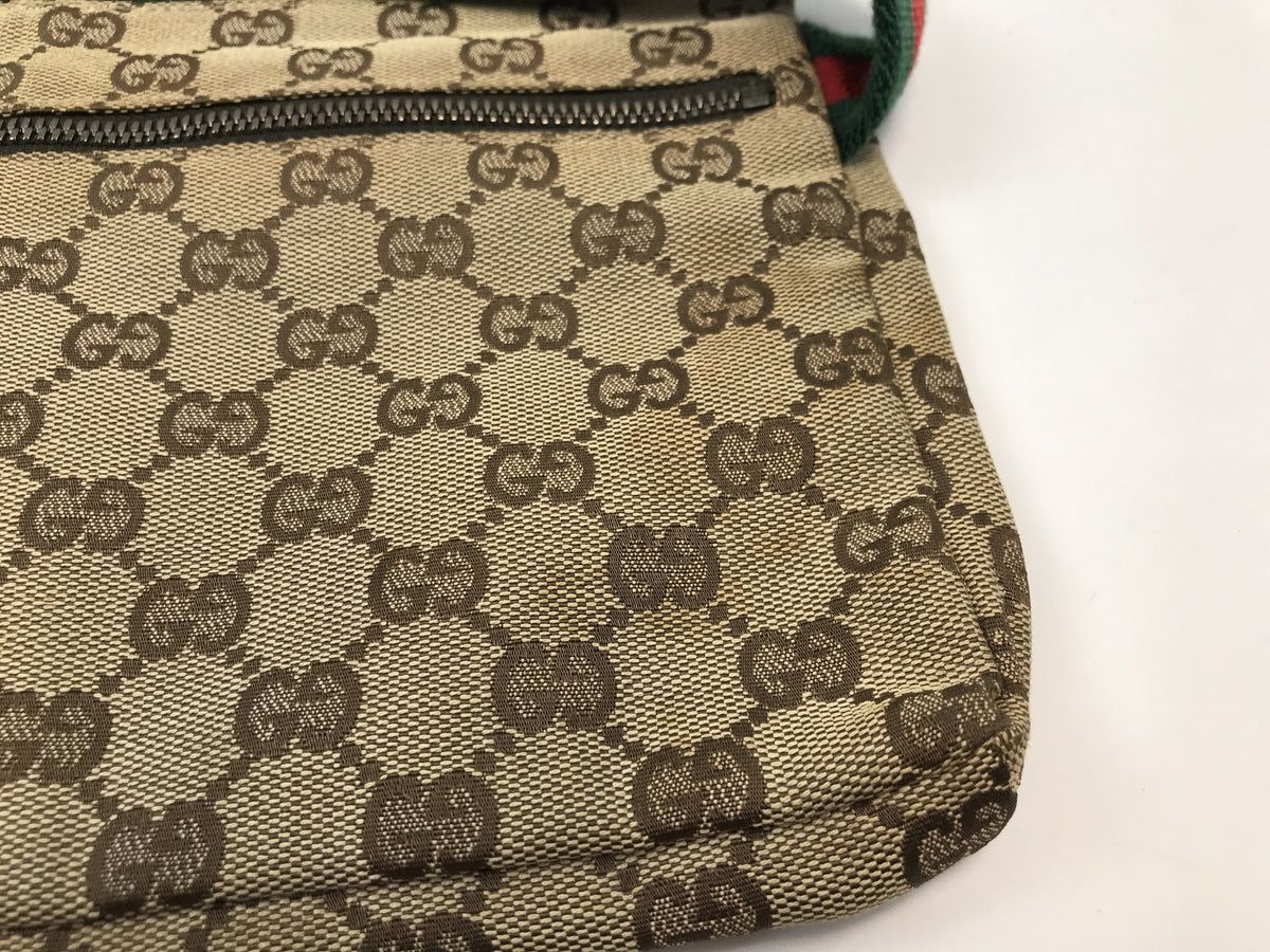 GUCCI GGキャンバスウエストポーチ