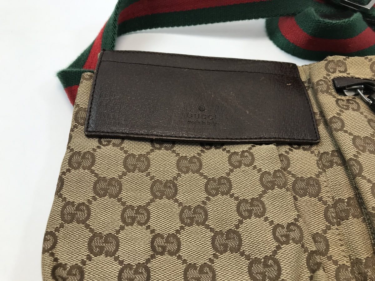 GUCCI GGキャンバスウエストポーチ