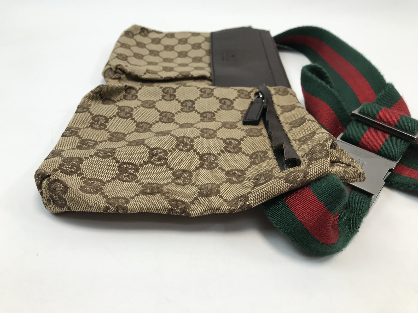 GUCCI GGキャンバスウエストポーチ
