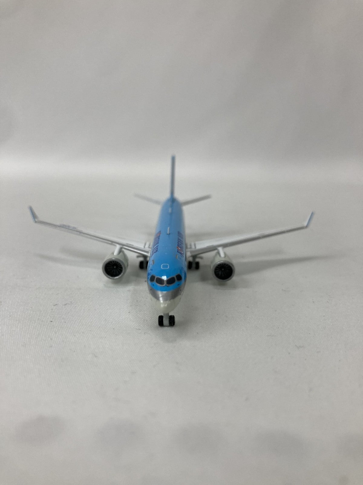 1/400 CS300 大韓航空 HL8092 その他小物