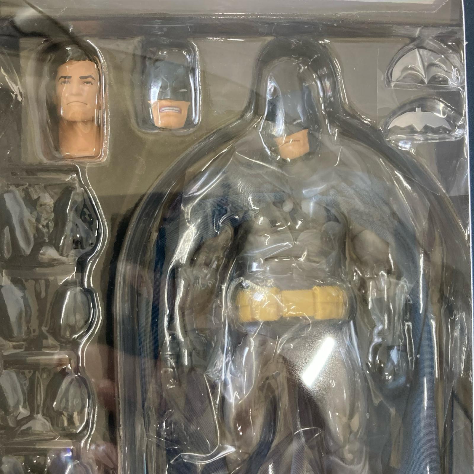 ★MAFEX マフェックス No.105 BATMAN HUSH　 フィギュア/グッズ