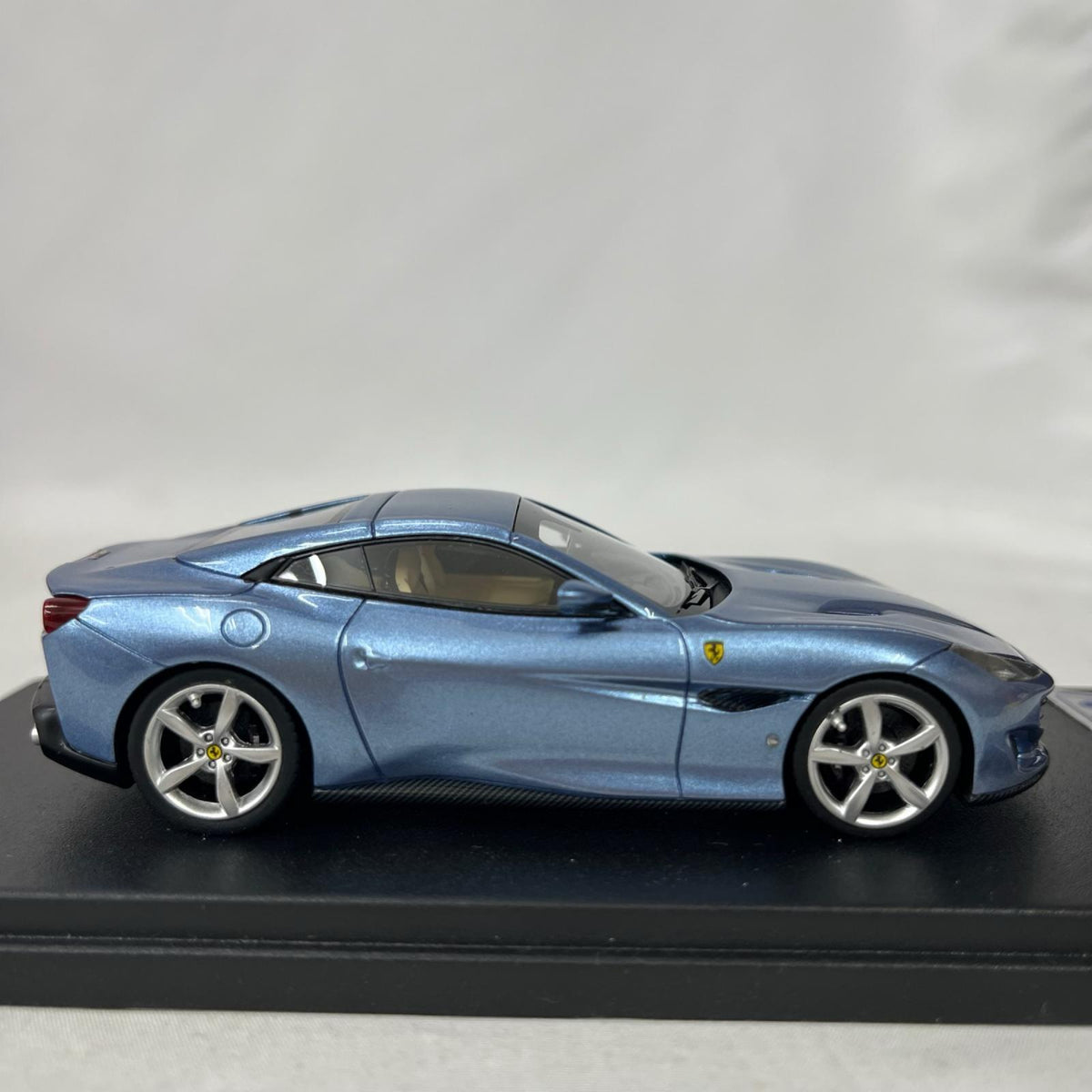 9.ルックスマート 1/43 フェラーリ・ポルトフィーノ 2017 ミニカーその他