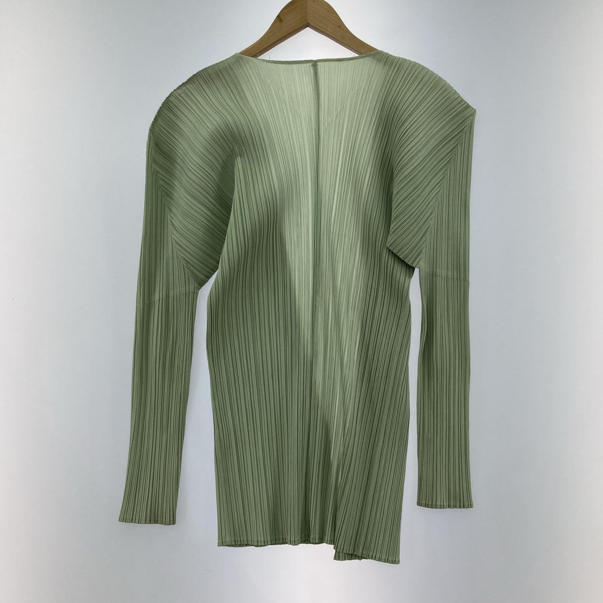 その他トップス PLEATS PLEASE カーディガン　グリーン