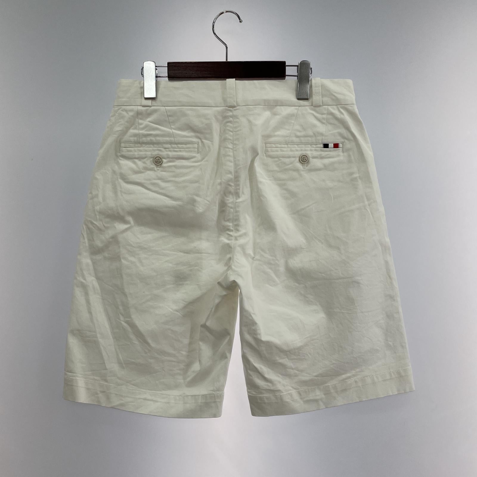 ショートパンツ MONCLER PANTALONE BERMUDA ハーフパンツ H10912B00006 57448 白 (46) ホワイト