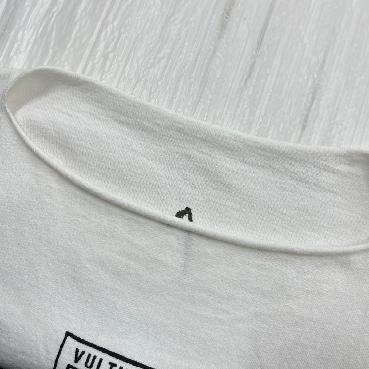 半袖Ｔシャツ yeezy　vultures ホワイト