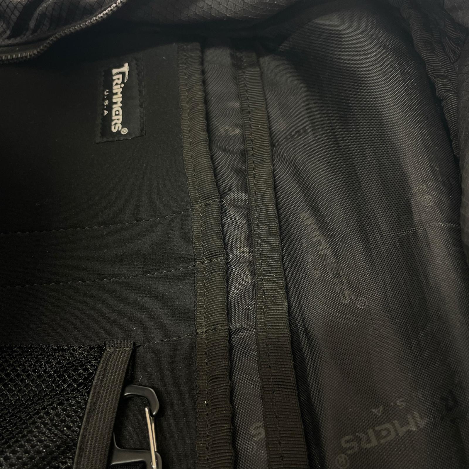 リュック・デイパック TRIMMERS U.S.A　Mount Scaper ブラック