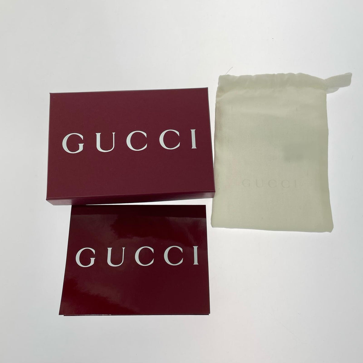 GUCCI　GGエンブレム　パスケース