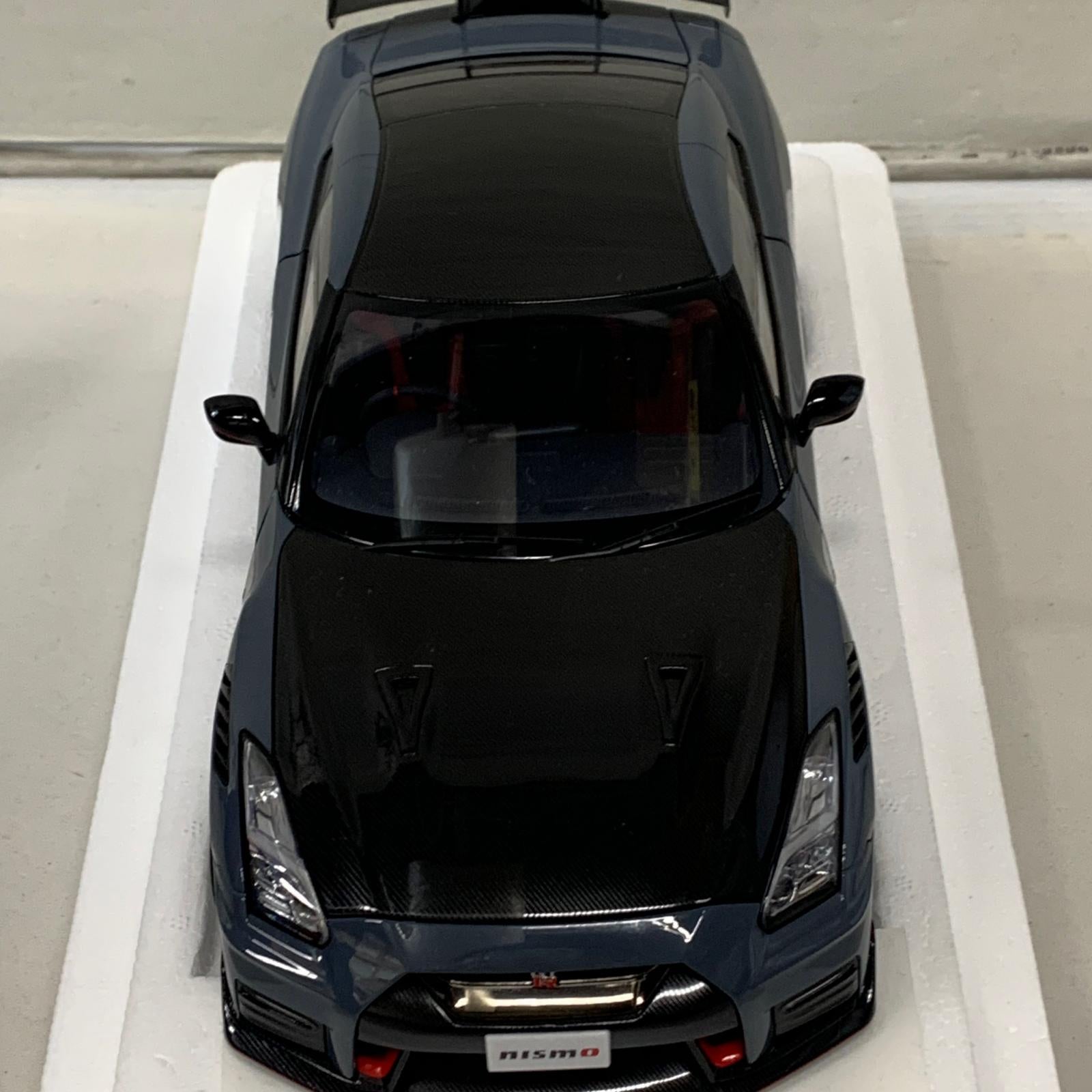 AUTOart 1/18 日産 GT-R R35 ニスモ スペシャルエディション スケールカー