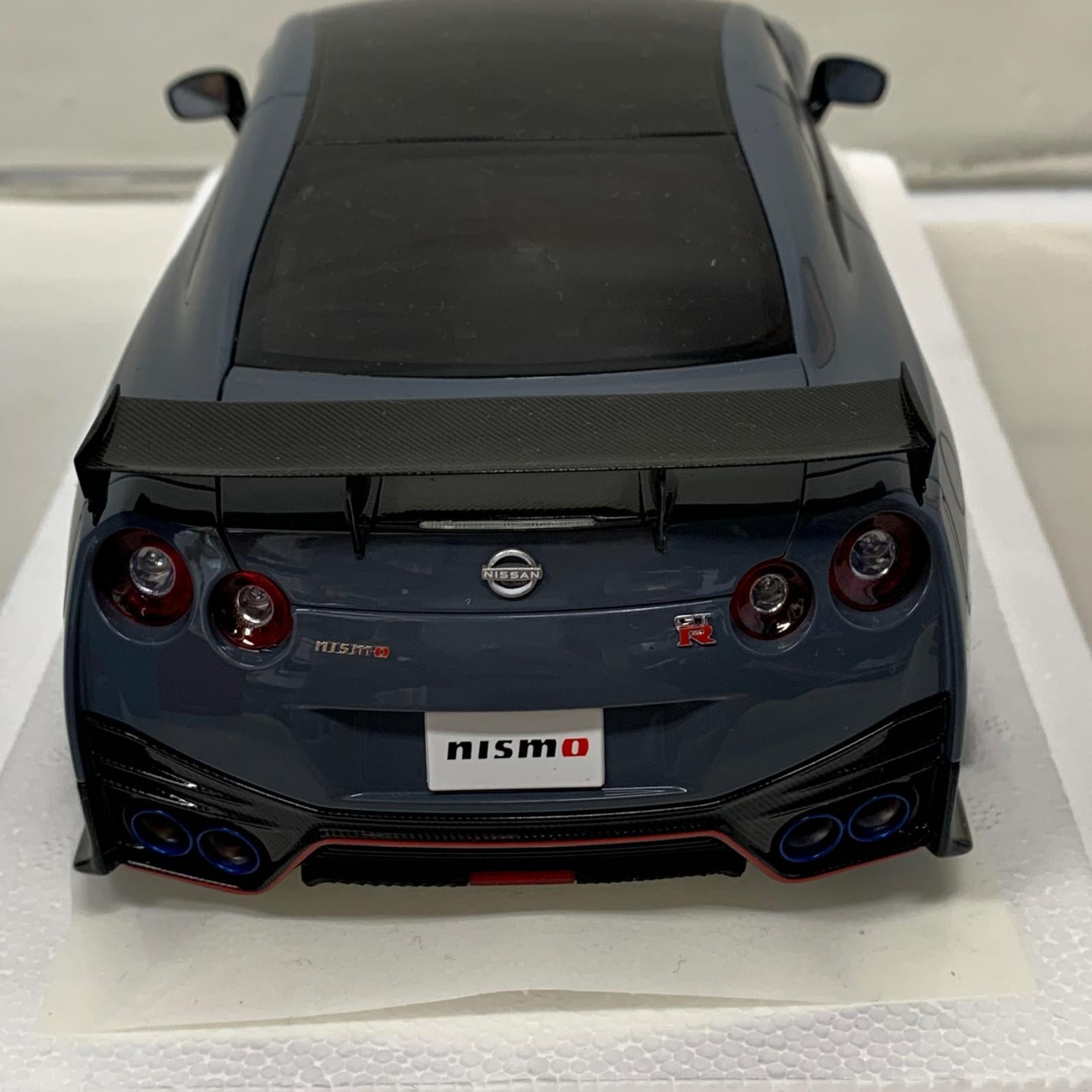 AUTOart 1/18 日産 GT-R R35 ニスモ スペシャルエディション スケールカー