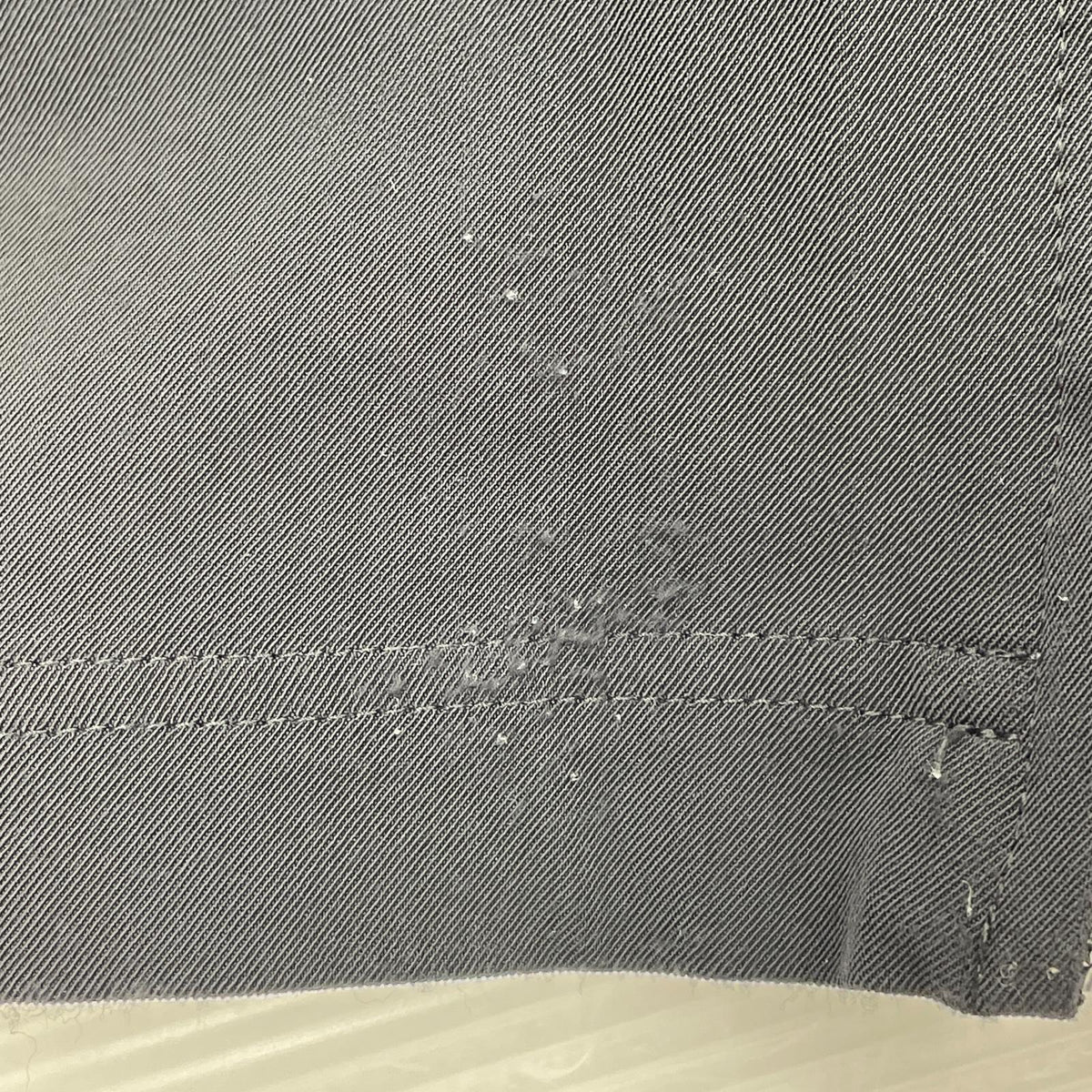 パンツ ISSEY MIYAKE ナイロン裾ジップストレッチパンツ 1 ブラック