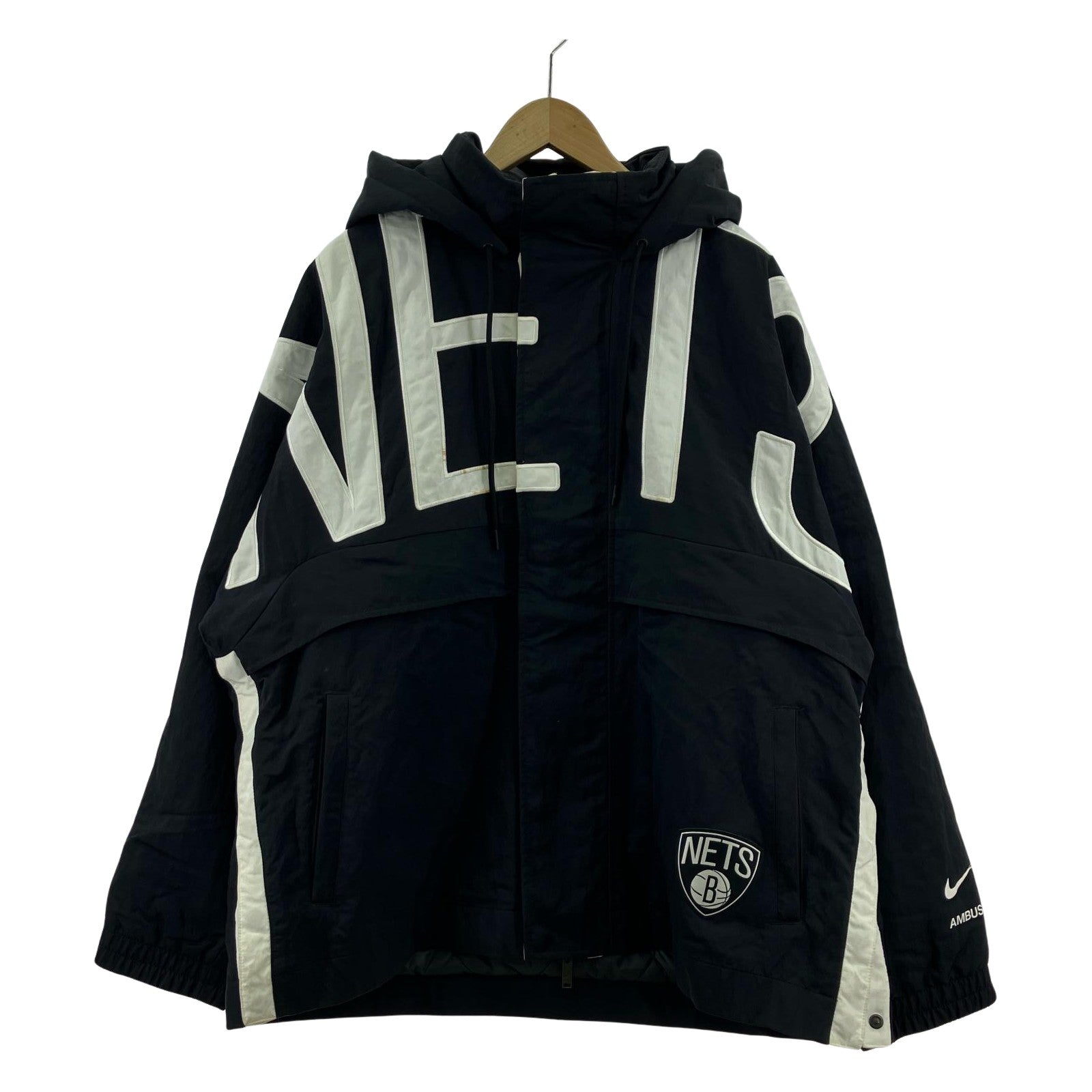 ジャケット NIKE×AMBUSH NBA NETS ﾀﾞｳﾝｼﾞｬｹｯﾄ L ブラック