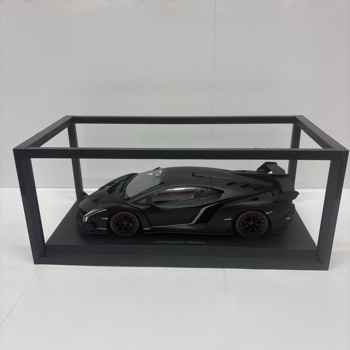 京商 1/18 ランボルギーニ　ヴェネーノ 1/18スケールカー　京商　ランボルギーニ スケールカー
