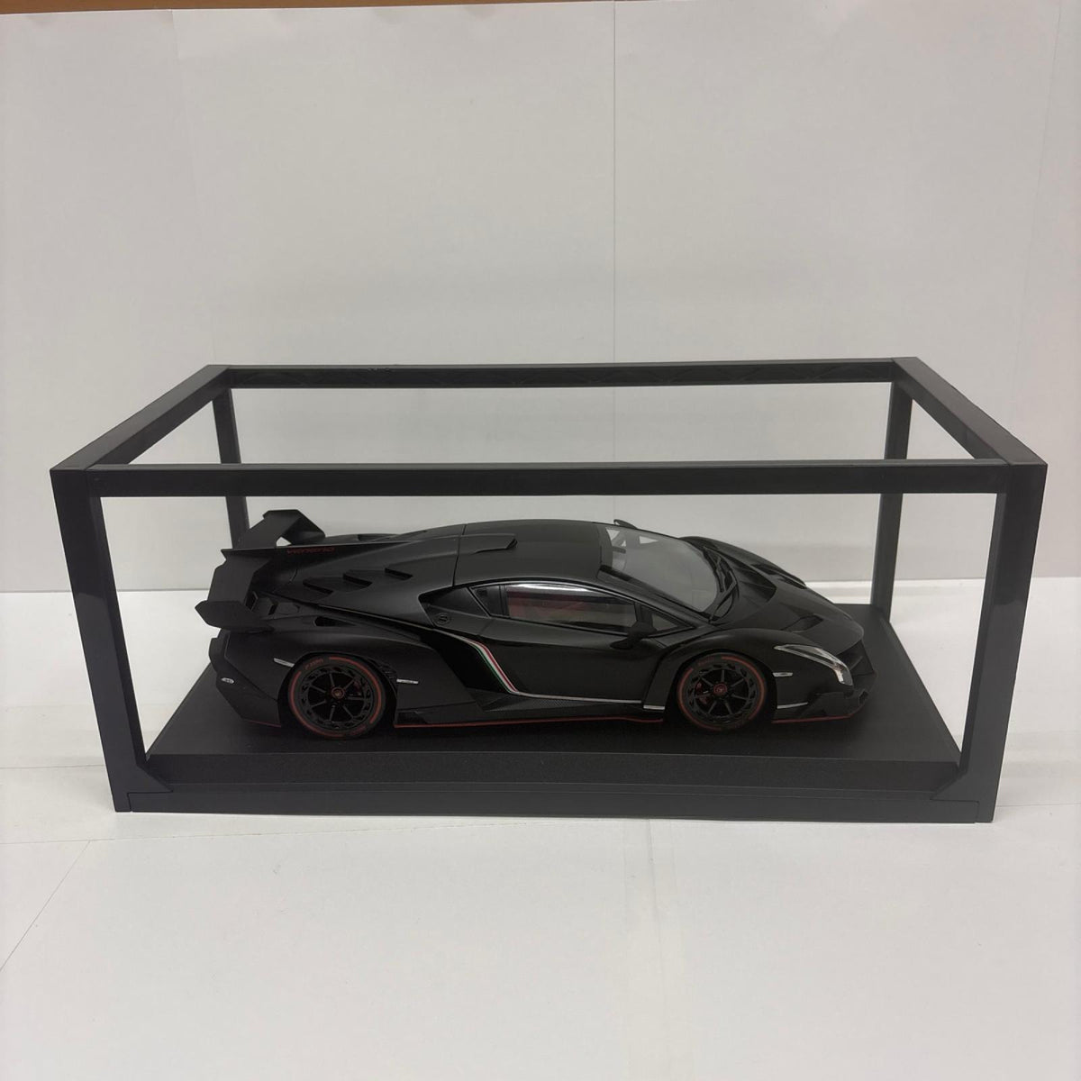 京商 1/18 ランボルギーニ　ヴェネーノ 1/18スケールカー　京商　ランボルギーニ スケールカー