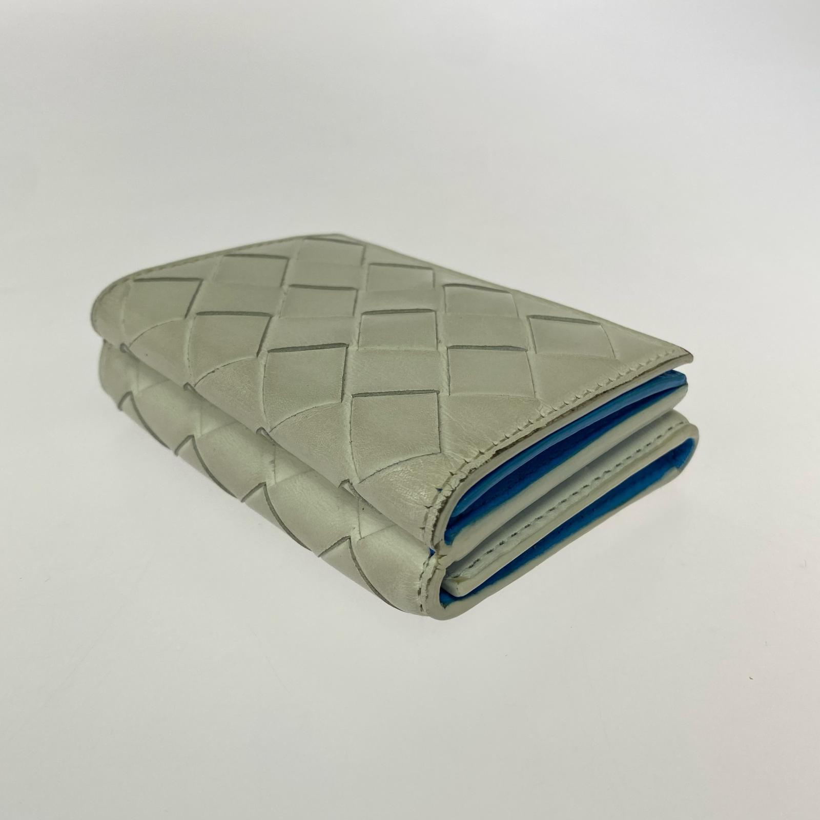イントレチャート　財布