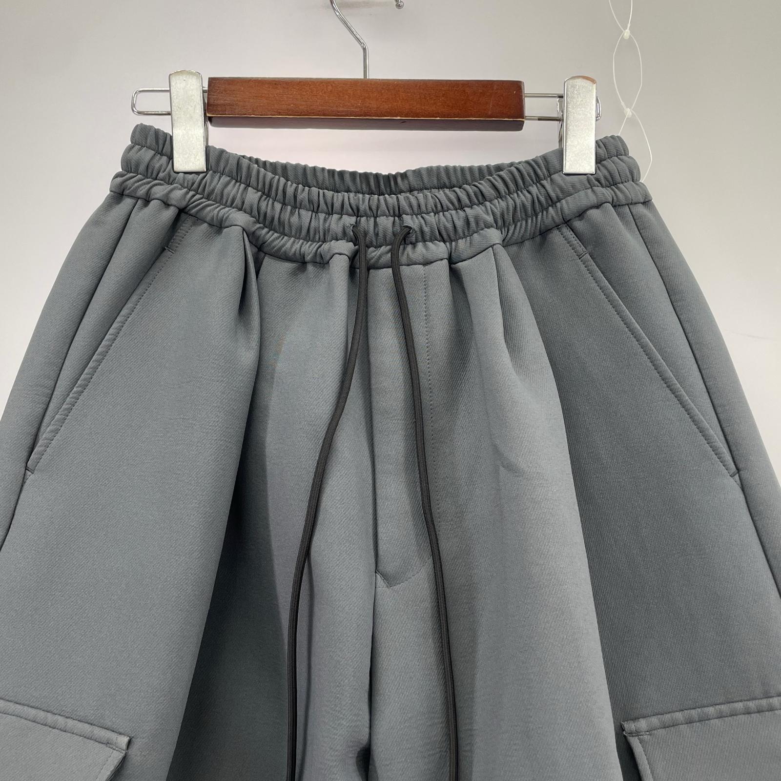パンツ TECH TWILL WIDE CARGO グレー S