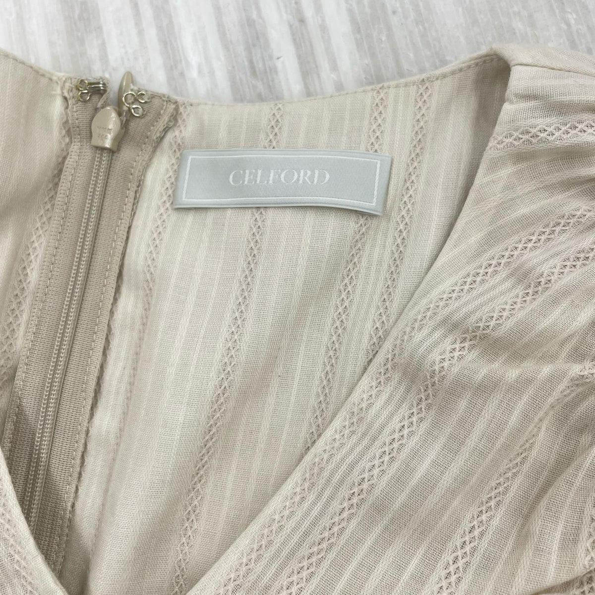 ワンピース CELFORD ストライプジャガードワンピース ベージュ