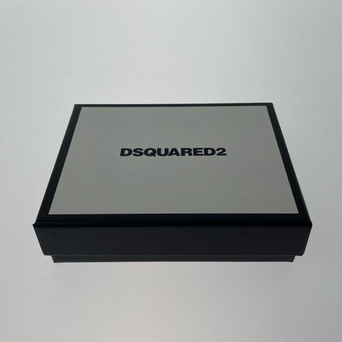 コンパクトウォレット DSQUARED2 コンパクトウォレット ベージュ