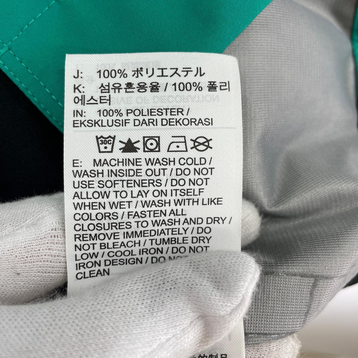 マウンテンパーカー JORDAN MOUNTAIN SIDE GORE/ct3339-010 M ブラック