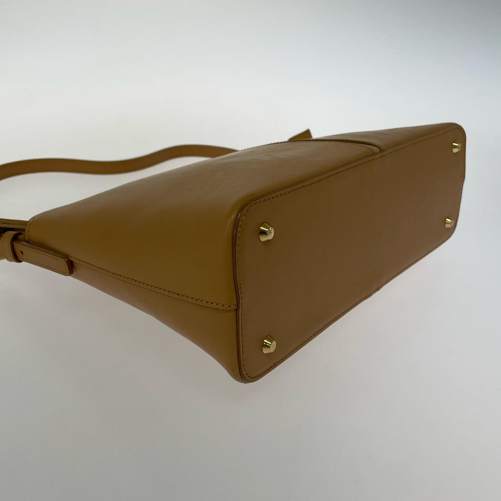 ショルダーバッグ BURBERRY ショルダーバッグ ブラウン