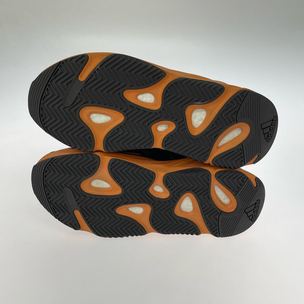 スニーカー YEEZY Boost 700 Enflame Amber（30.0） 30cm (US12 UK11 1/2 EU50) マルチカラー
