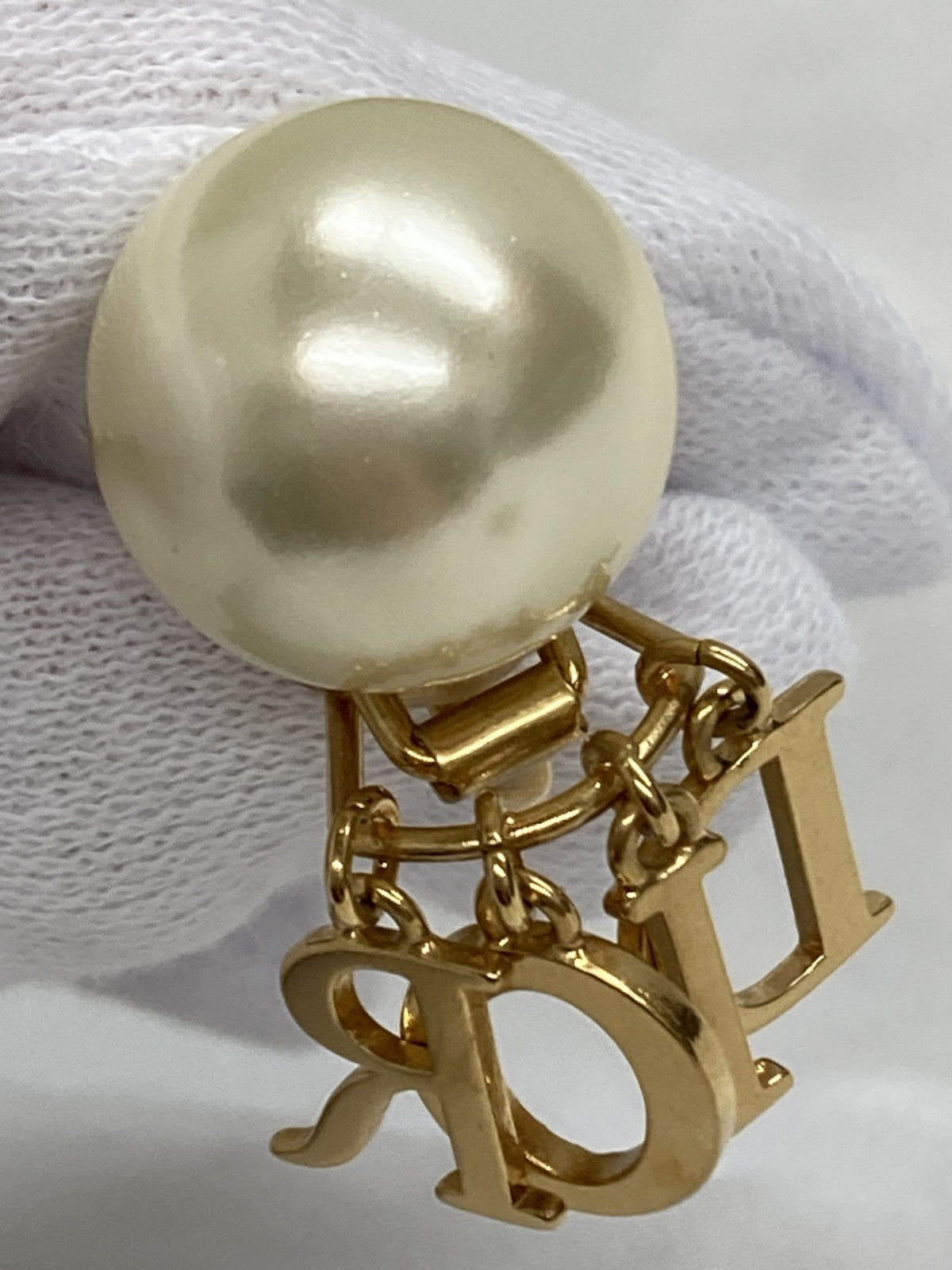 DIOR パール トライバル イヤリング