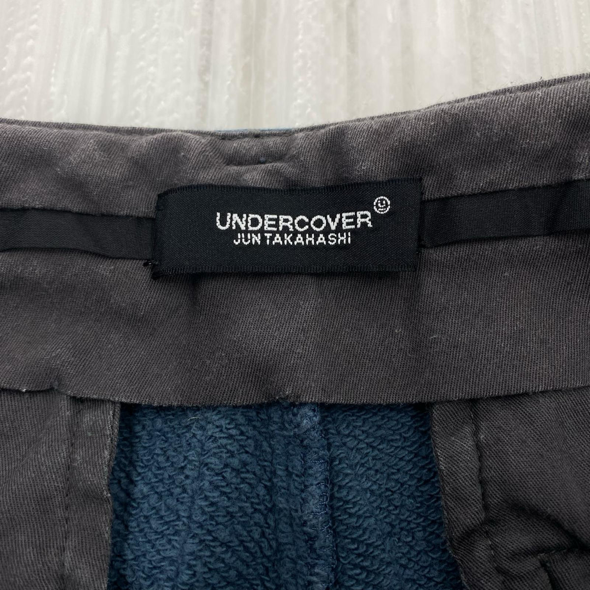 パンツ UNDERCOVER ｺｰﾃﾞｭﾛｲ切替ｽｳｪｯﾄﾊﾟﾝﾂ UCX1501-4 紺 (1) 1