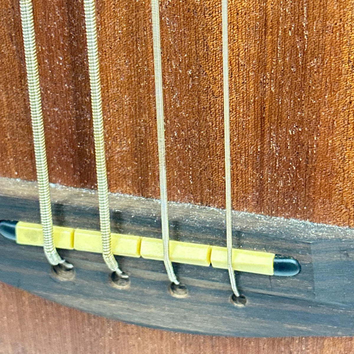 KALA UBASS ベース