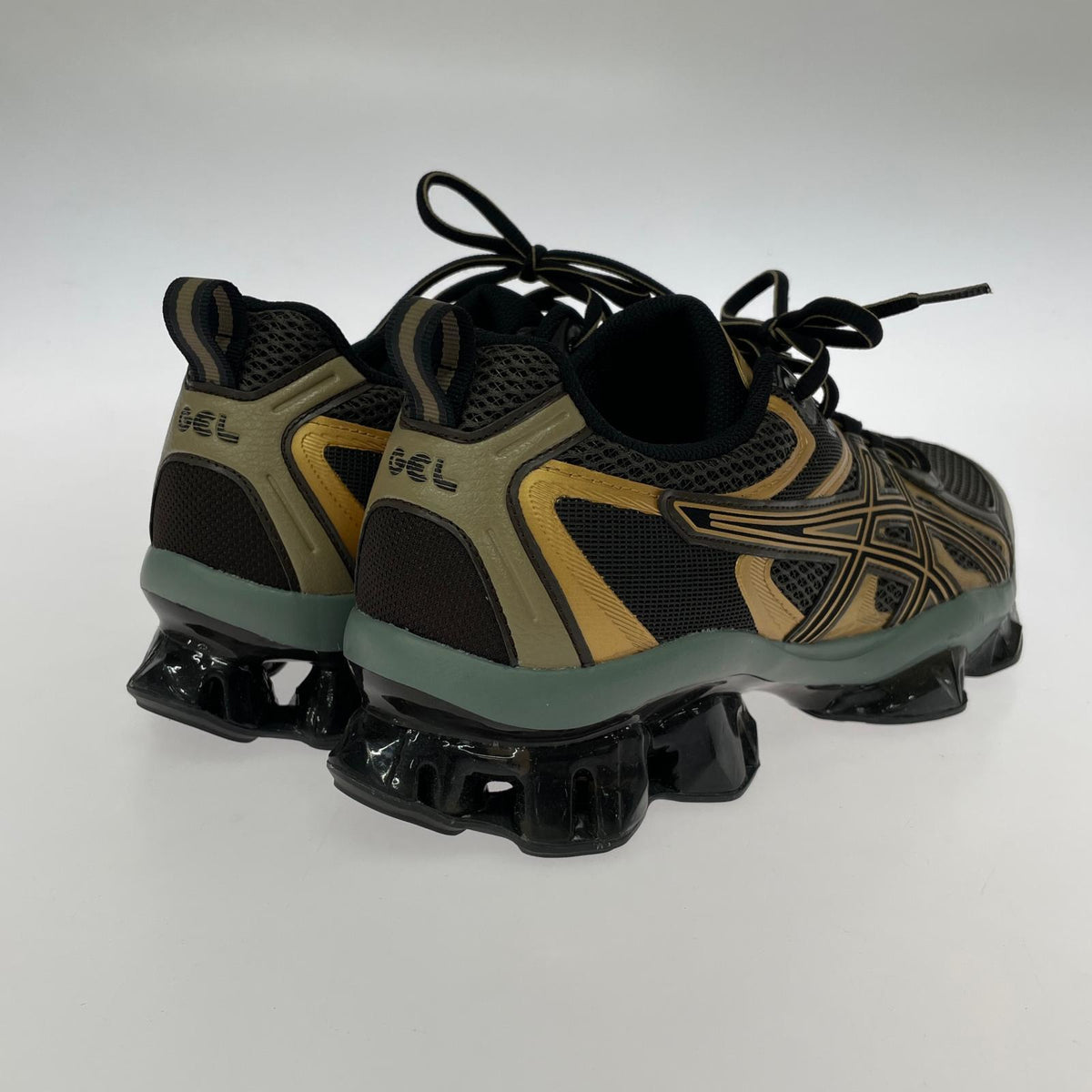 スニーカー GEL QUANTUM KINETIC (28.5cm) 1203A270 28.5cm (US10 1/2 UK10 EU47) ブラック