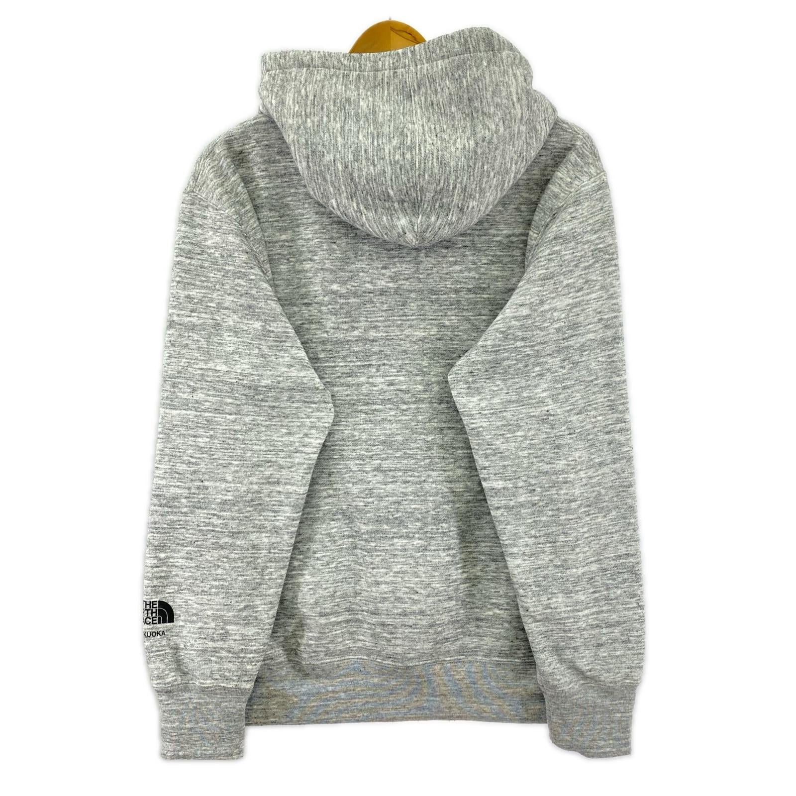 パーカー THE NORTH FACE 緯度経度 FUKUOKAﾊﾟｰｶｰ ｸﾞﾚｰ (M) M グレー