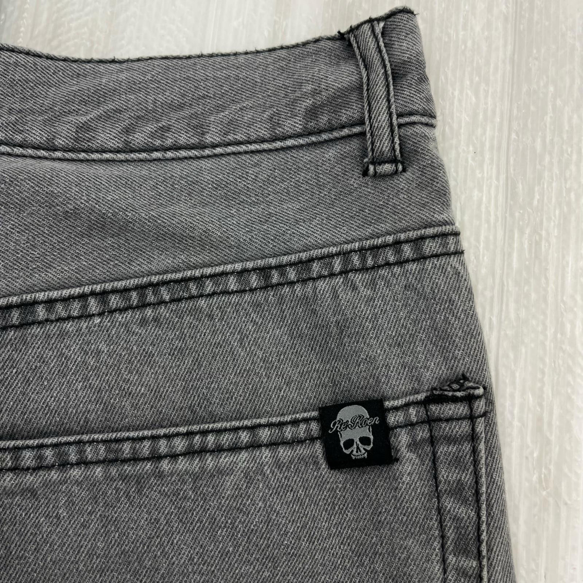 デニムパンツ ｽｶﾙ刺繍/ｸﾞﾚｰ グレー