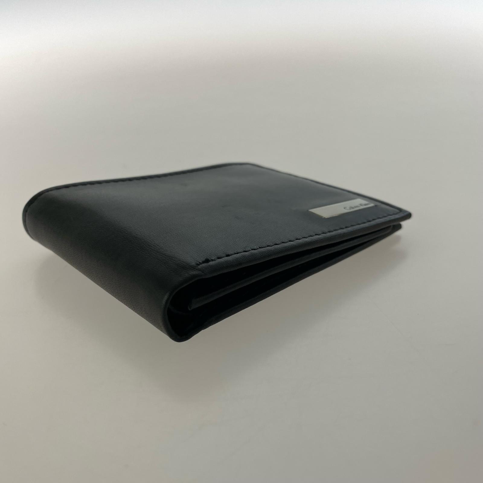 コンパクトウォレット Calvin Klein 二つ折り財布 ブラック