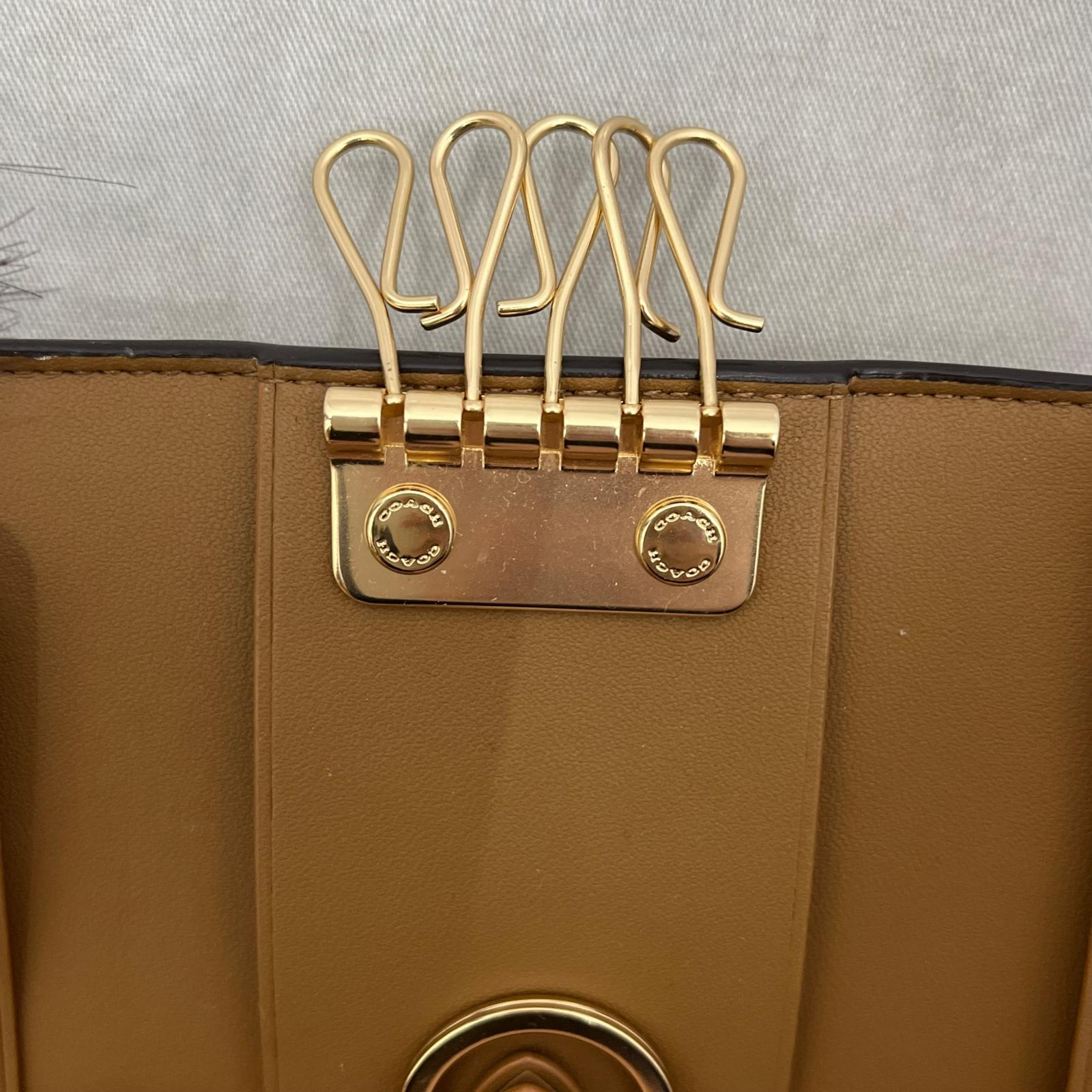 COACH 花柄 5連 キーリング付き キーケース