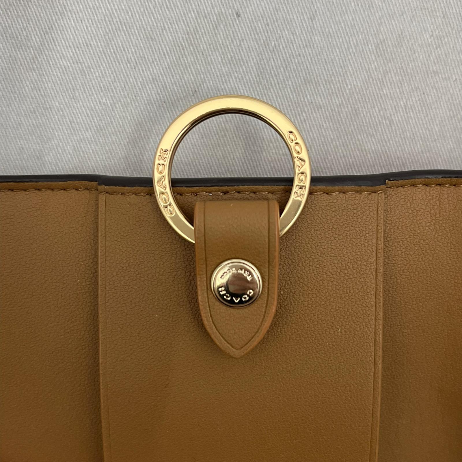 COACH 花柄 5連 キーリング付き キーケース