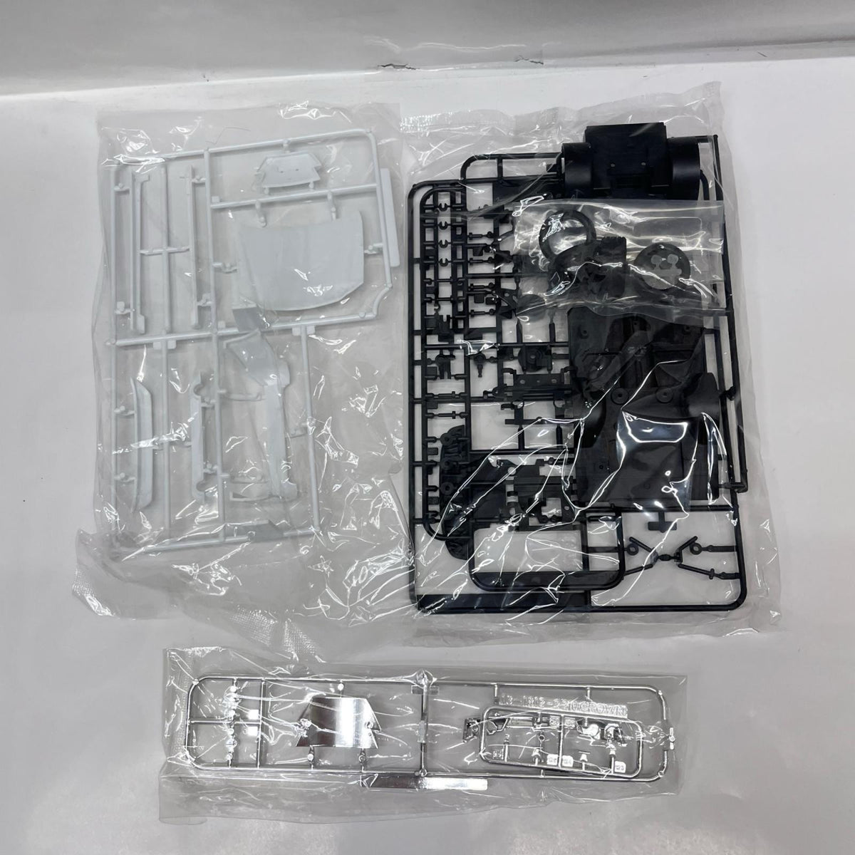 アオシマ 1/24 GRS214/AWS210 クラウン アスリート 1/24 ザ・モデルカー No.42 トヨタ GRS214/AWS210 クラウン アスリート '15 AOSHIMA カープラモ・ミニ四駆