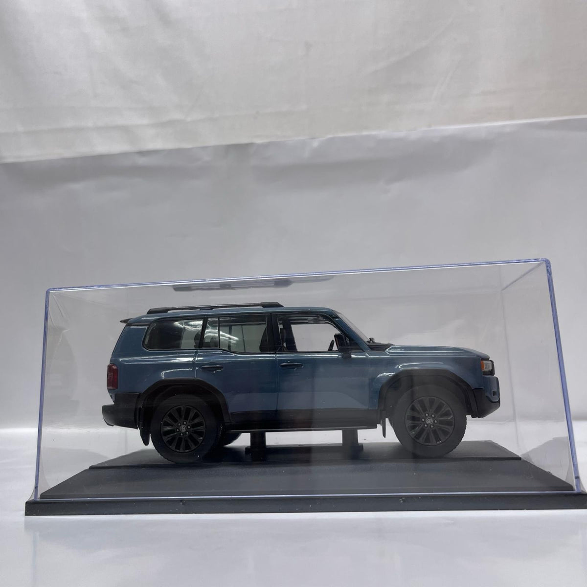 1/30 ランドクルーザー ⑤8X0 スモーキーブルー 1/30スケール カラーサンプルミニカー カラーサンプル