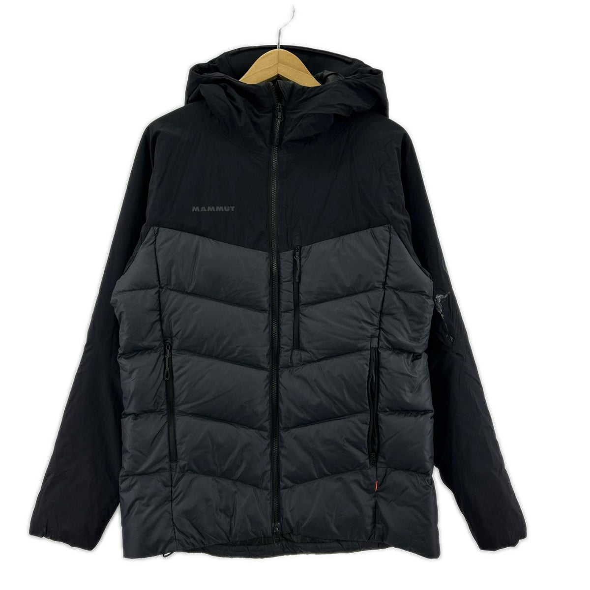 ダウンジャケット ﾀﾞｳﾝｼﾞｬｹｯﾄ　BLK　1013-01320 M ブラック