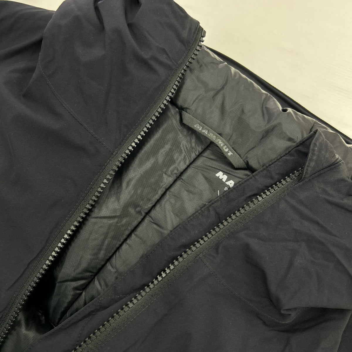 ダウンジャケット ﾀﾞｳﾝｼﾞｬｹｯﾄ　BLK　1013-01320 M ブラック