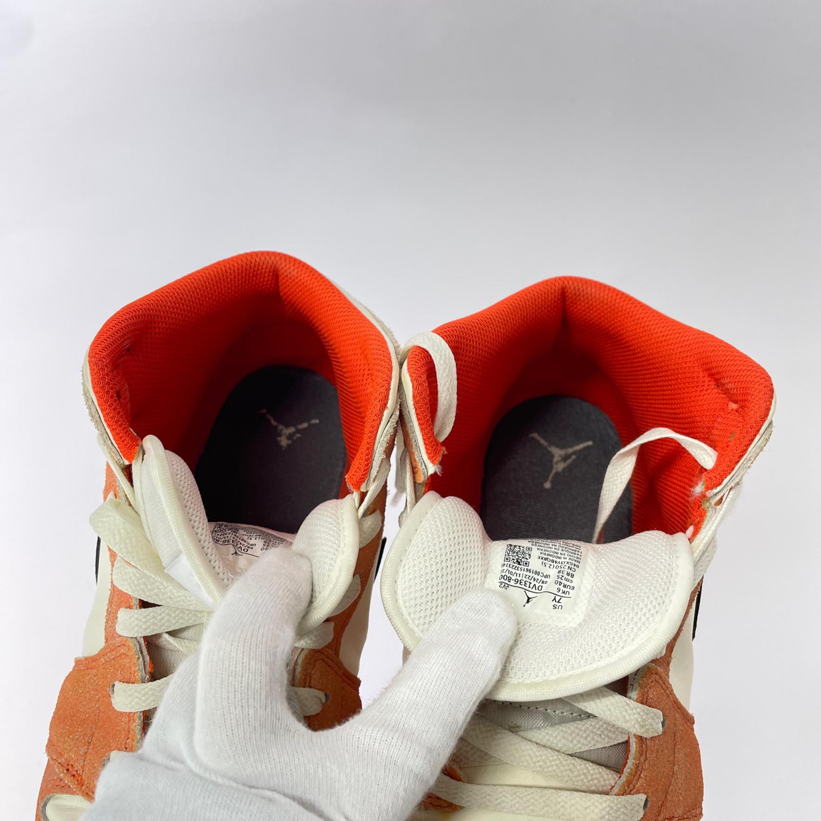 スニーカー AJ1 MID SE (25.0cm) 25cm (US7 UK6 1/2 EU40)