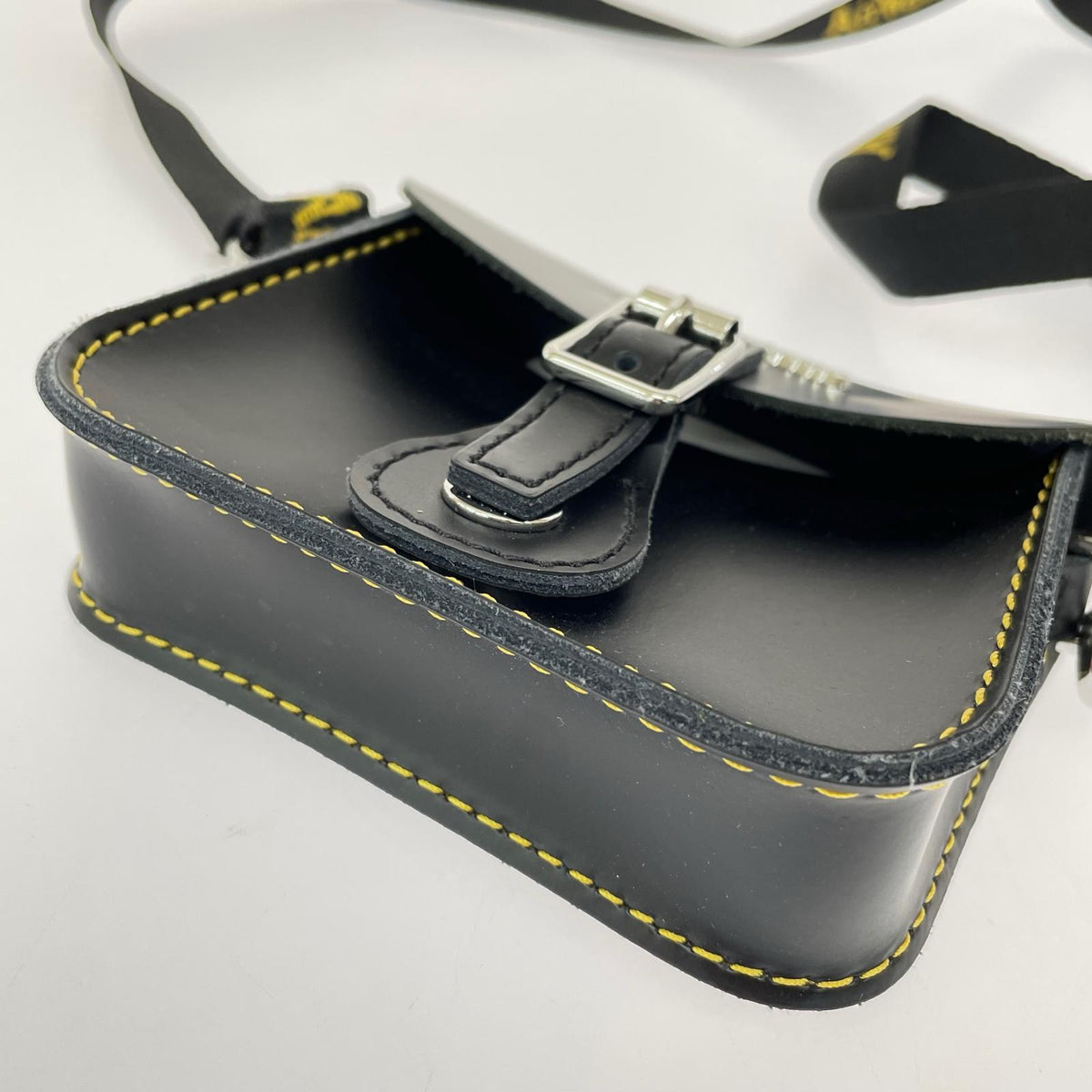 ショルダーバッグ Dr.Martens ショルダーバッグ ブラック