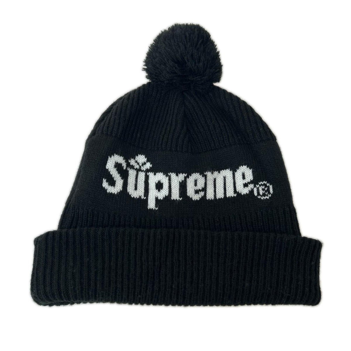 キャップ SUPREME ボンボンニット　黒　ロゴ白 ブラック
