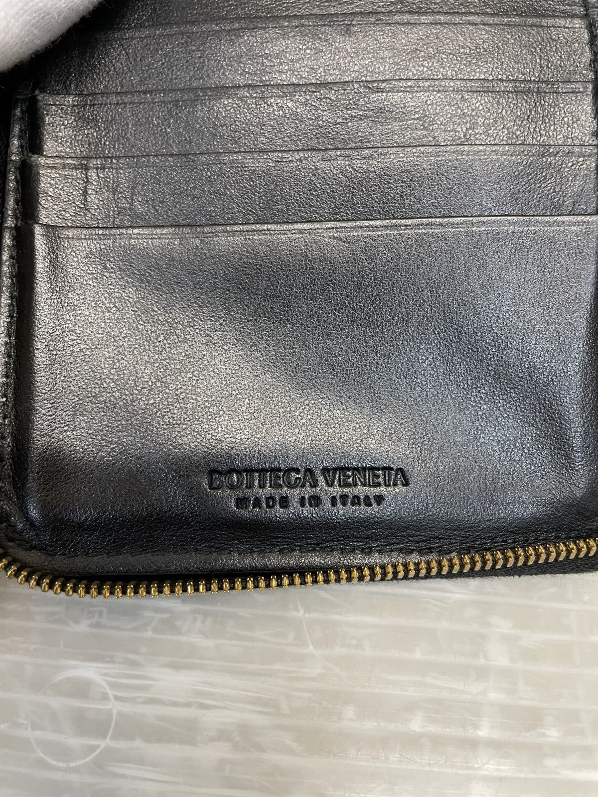 Bottega Veneta ｲﾝﾄﾚﾁｬｰﾄ ｽｸｴｱﾗｳﾝﾄﾞｼﾞｯﾌﾟ 黒