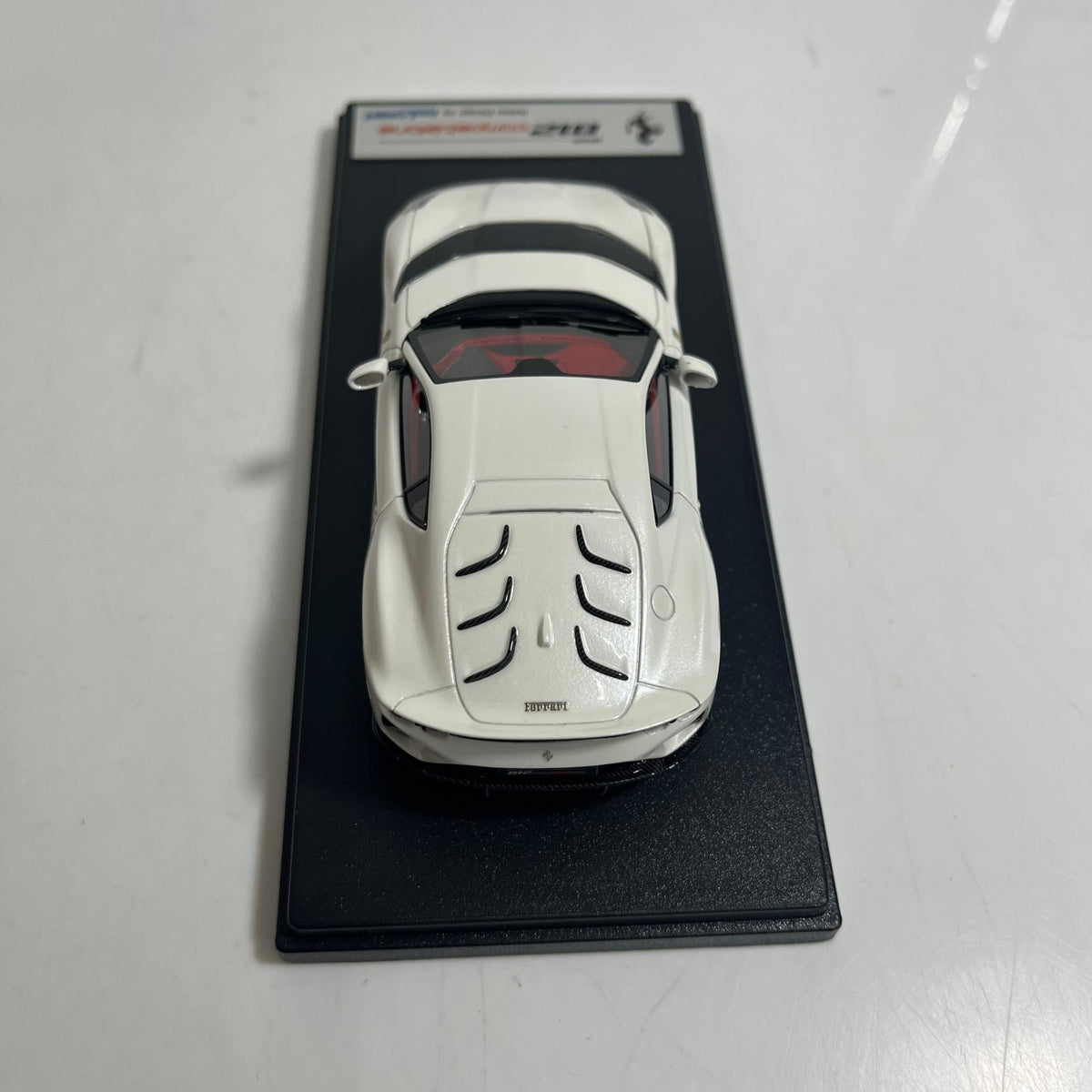 Looksmart 1/43 フェラーリ 812 kyosho スケールカー